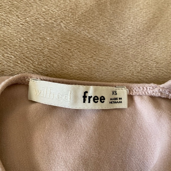 Aritzia Wilfred Marie cross back bodysuit - Picture 5 of 6